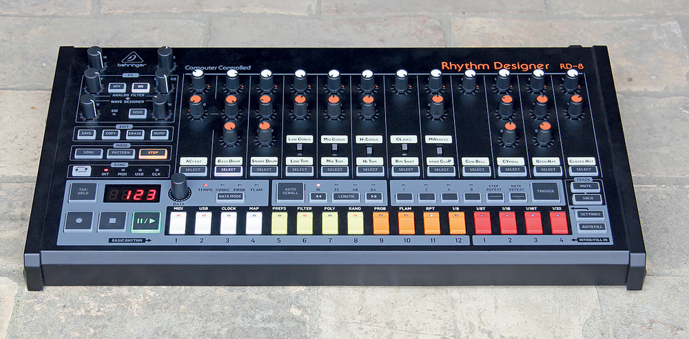 BehringerRD8_03